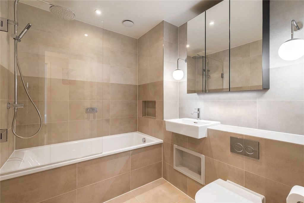 Property photo 3 of 13 Picture No. 09