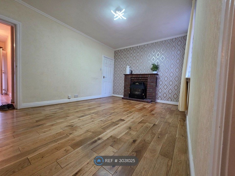 Property photo 2 of 13 Dining Room (B)