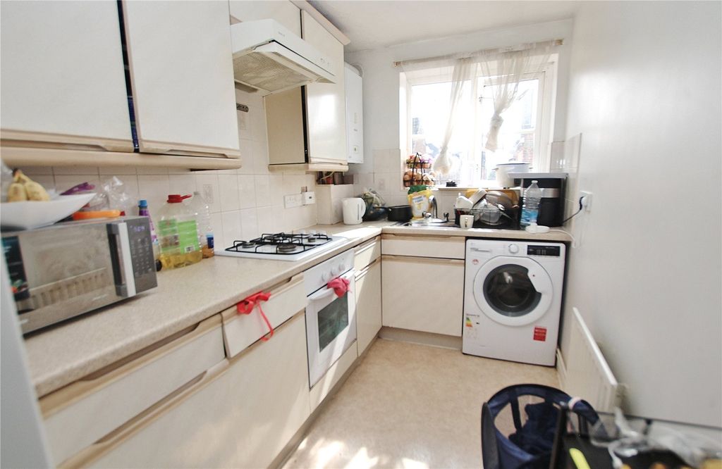 Property photo 3 of 4 Picture No. 04