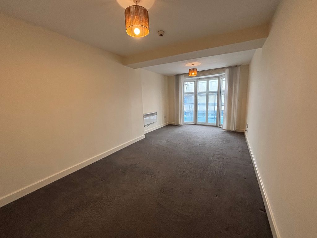 Property photo 1 of 4