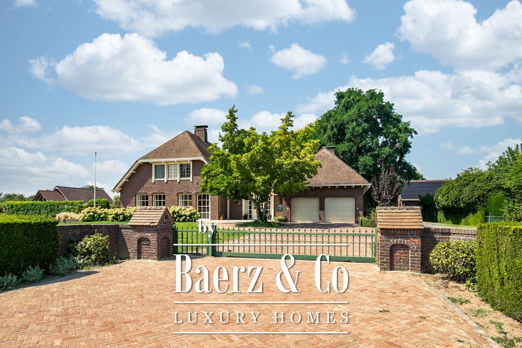 Property photo 1 of 54