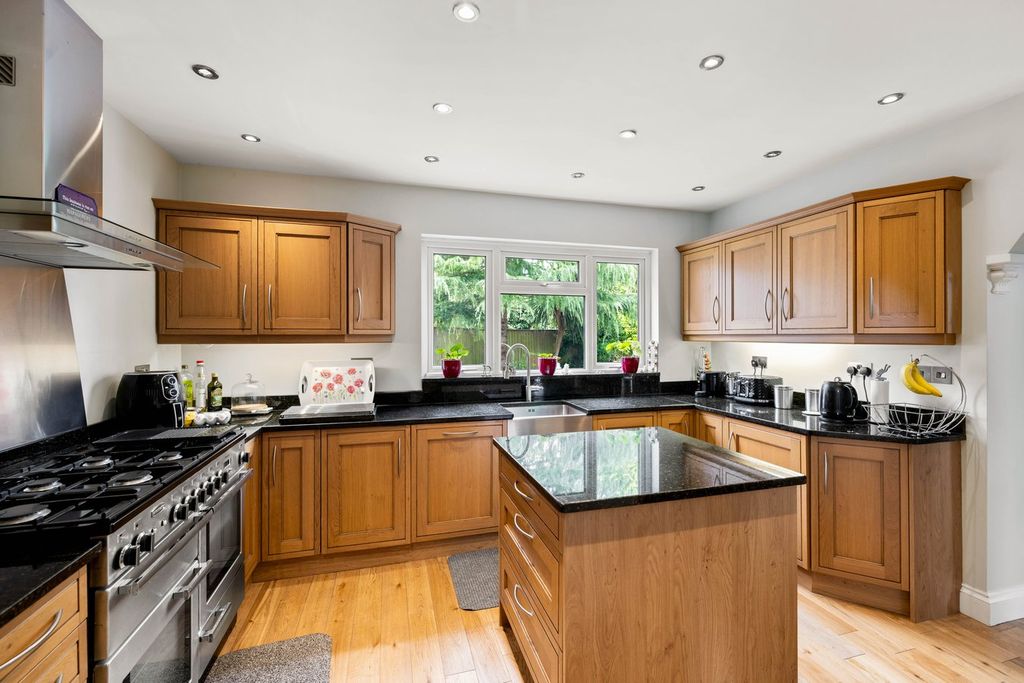 Additional image 9 of 6 bed detached house for saleBathurst Road, Folkestone CT20