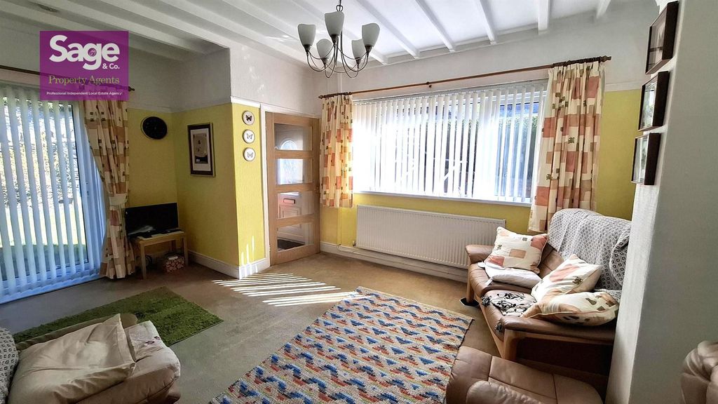 Property photo 2 of 38