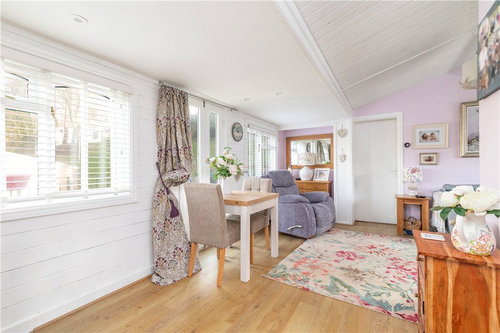 Property photo 3 of 21 Picture No. 14