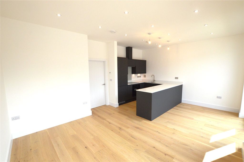 Property photo 2 of 10 Picture No. 05