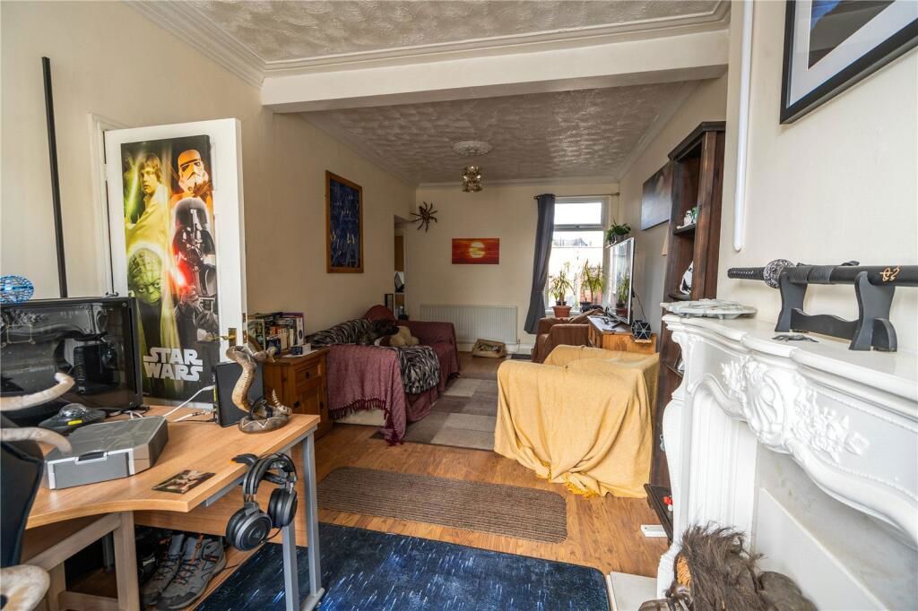 Property photo 3 of 13