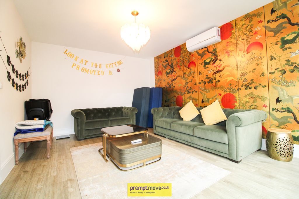 Property photo 3 of 17 Na