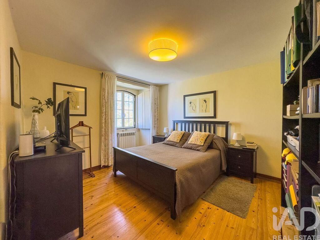 Property photo 3 of 40