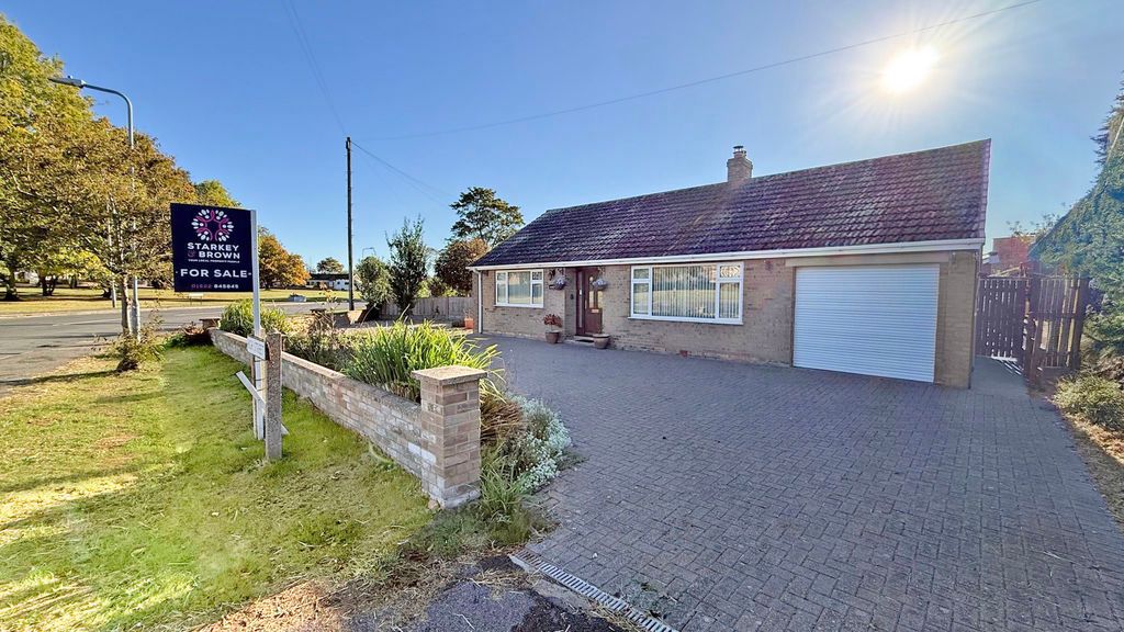 Property photo 1 of 11 Photo 3