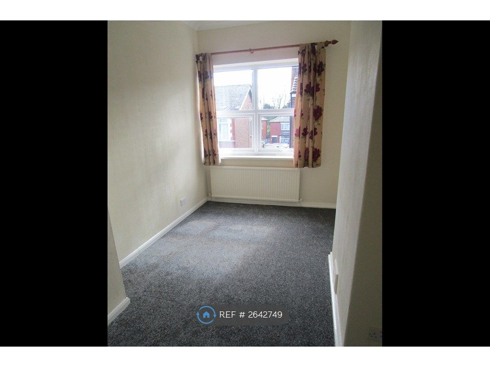 Property photo 3 of 6 Bedroom One