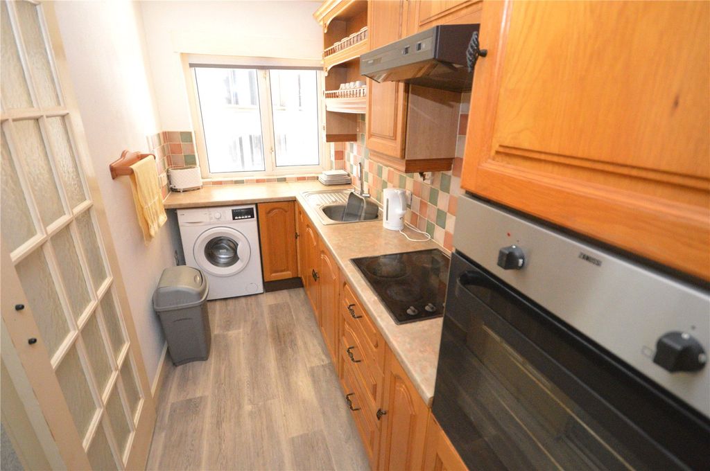 Property photo 2 of 10 Picture No. 21