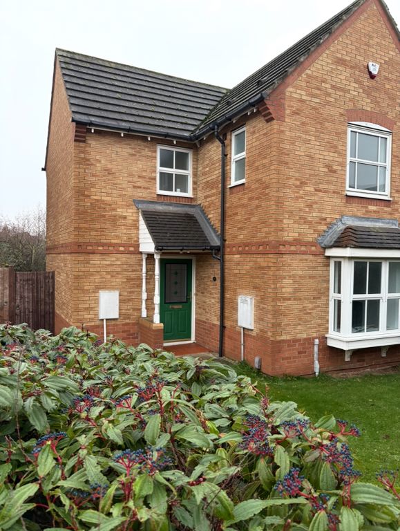 Property photo 2 of 19 Entrance