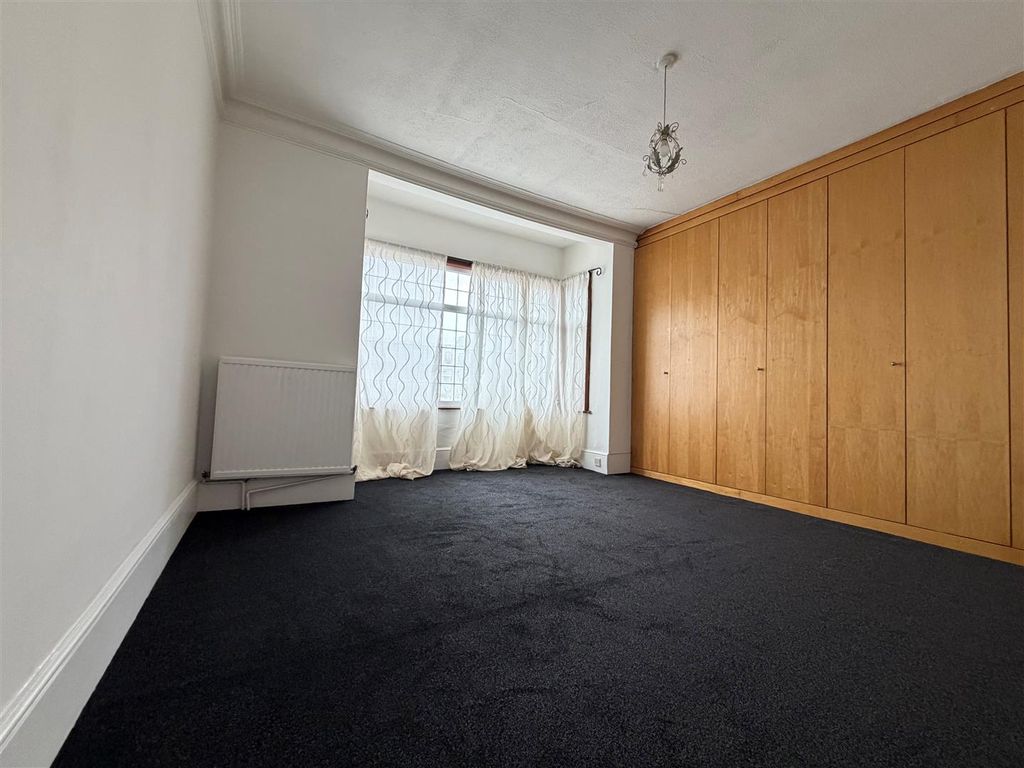 Property photo 3 of 10 3.Jpg