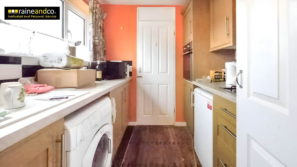 Property photo 2 of 3