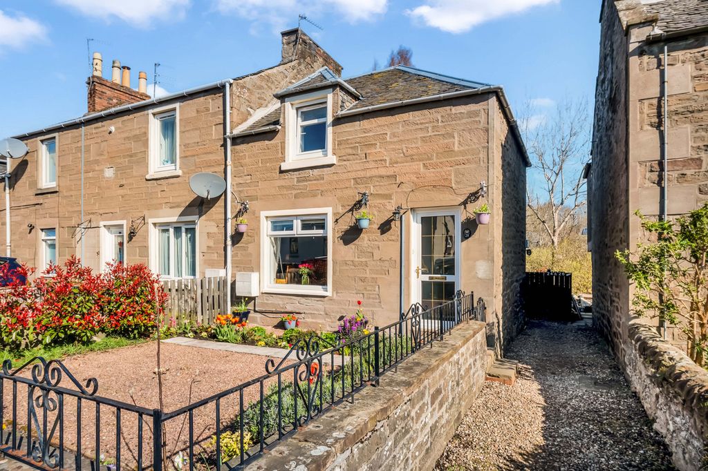 Property photo 1 of 35