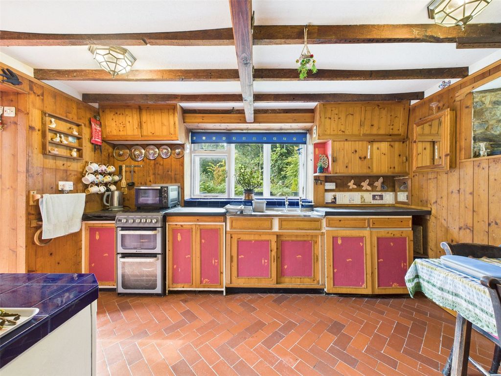 Property photo 2 of 42 Picture No. 44