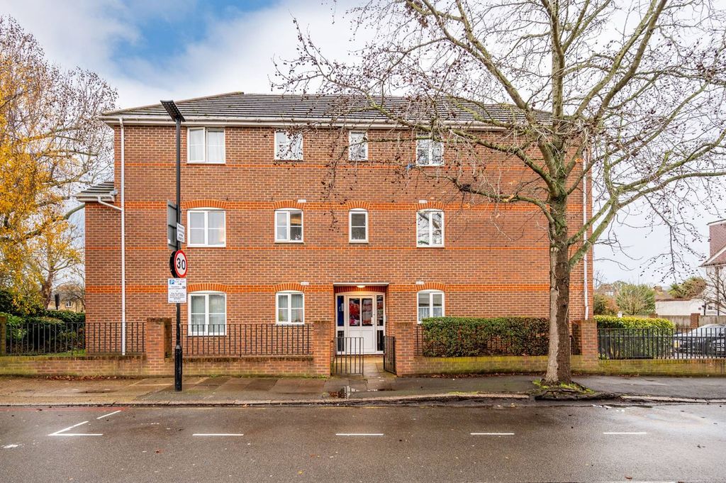 Property photo 2 of 7