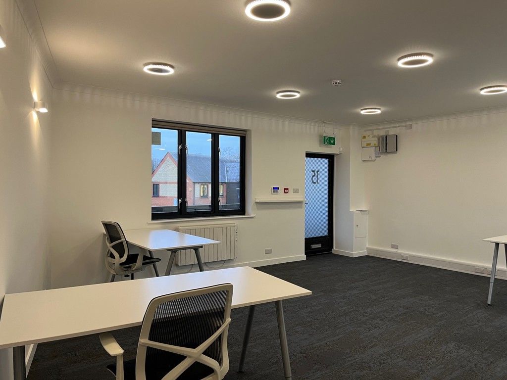 Property photo 1 of 7 Photo 13