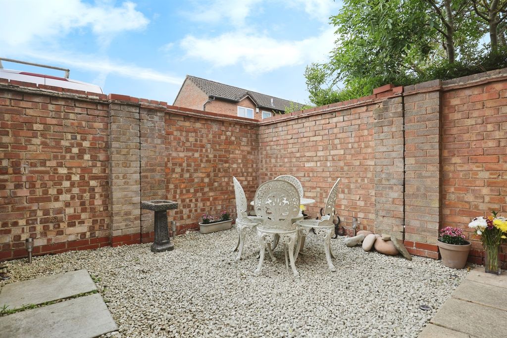 Property photo 3 of 14