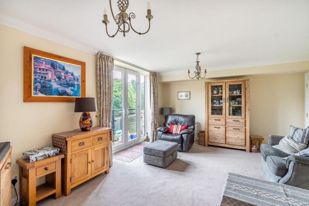 Property photo 3 of 14 Wh-2.Jpg