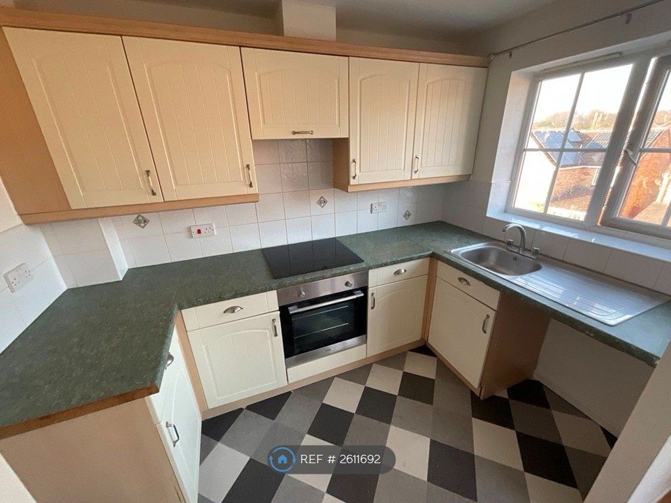 Property photo 2 of 7