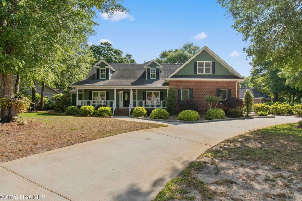 Property photo 1 of 31