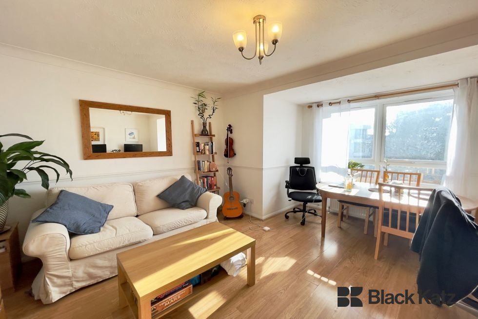 Property photo 1 of 4