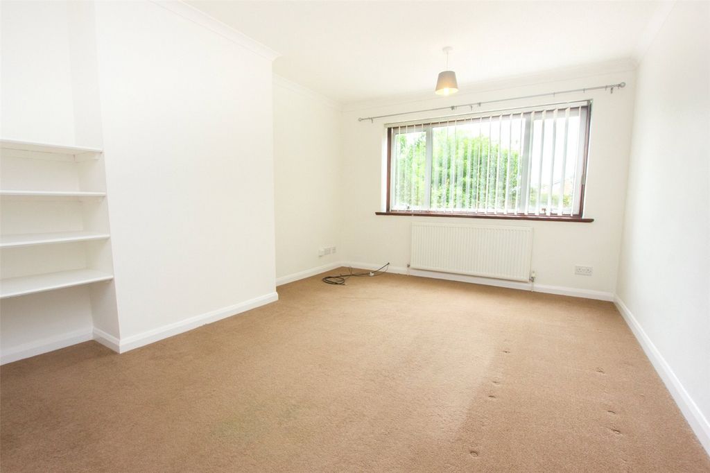 Property photo 3 of 12 Living Room