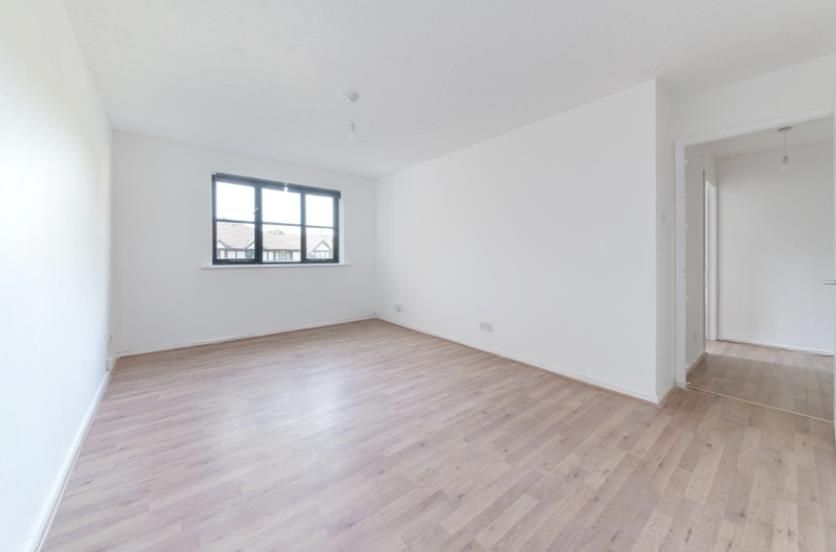 Property photo 3 of 5 314 Somerset Gardensq