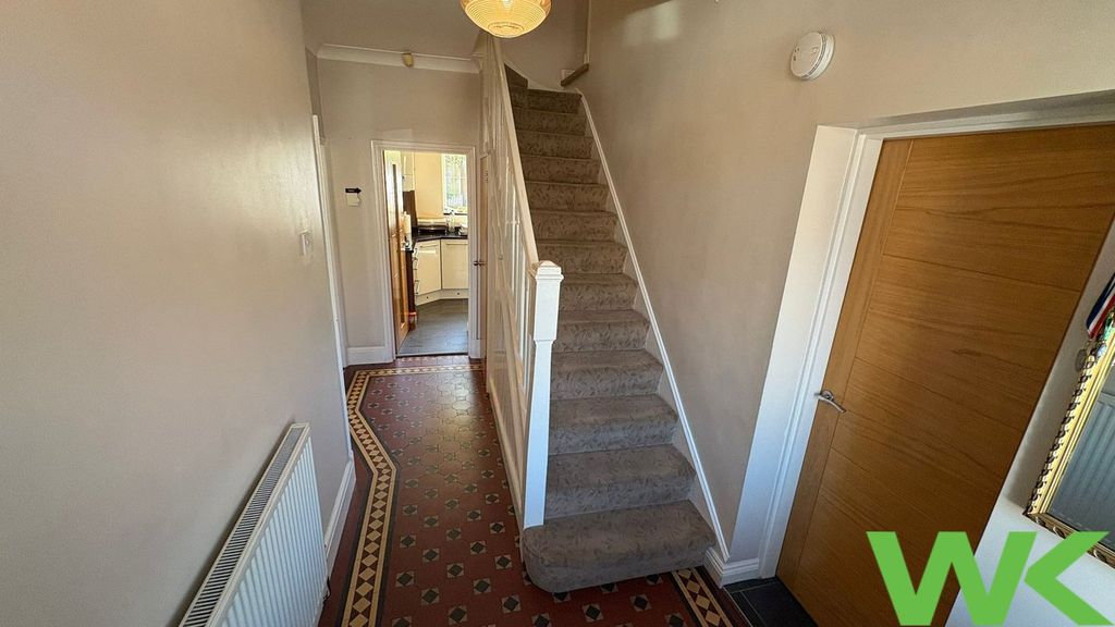 Property photo 3 of 23