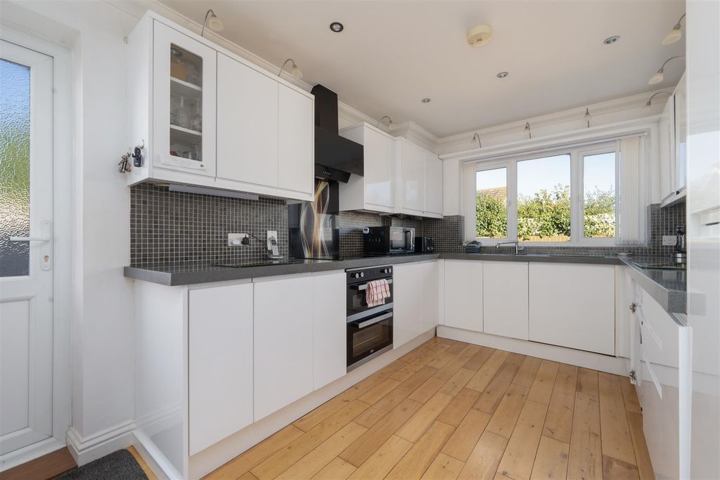 Property photo 3 of 19 April Cottage, Seasalter, Whitstable
