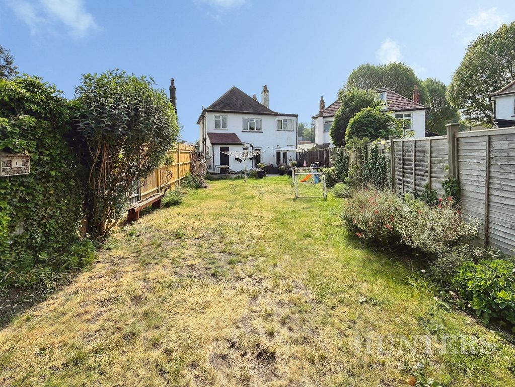 Property photo 1 of 26