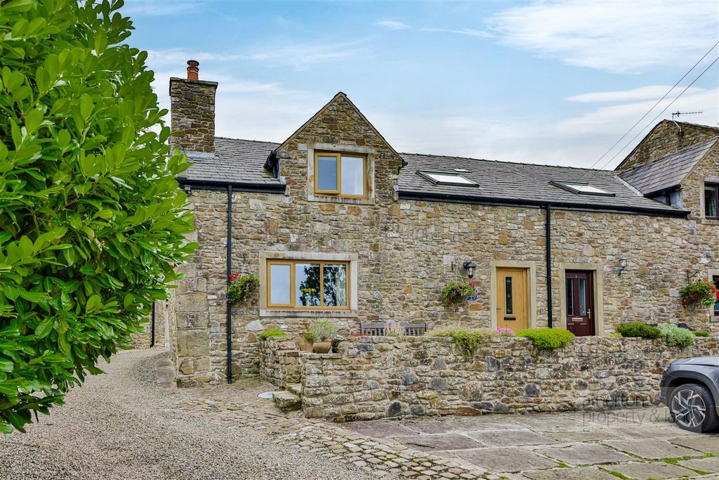 Pendleton Road, Wiswell, Clitheroe BB7, 3 bed cottage for sale, £ ...