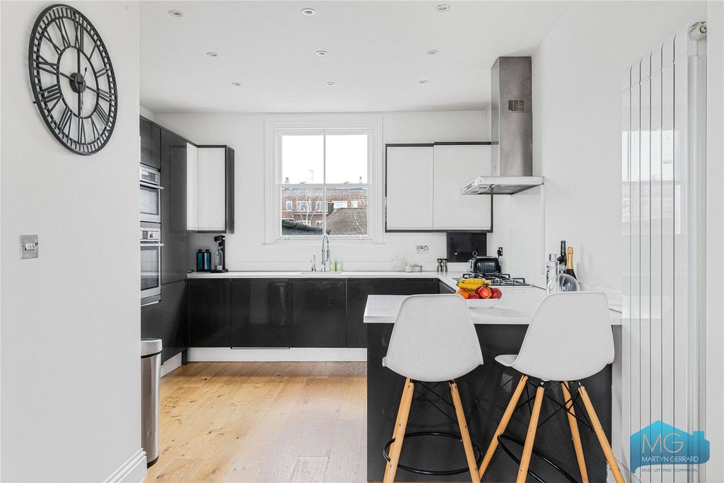 Property photo 3 of 11 Picture No. 07