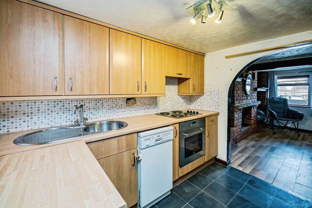 Property photo 2 of 17