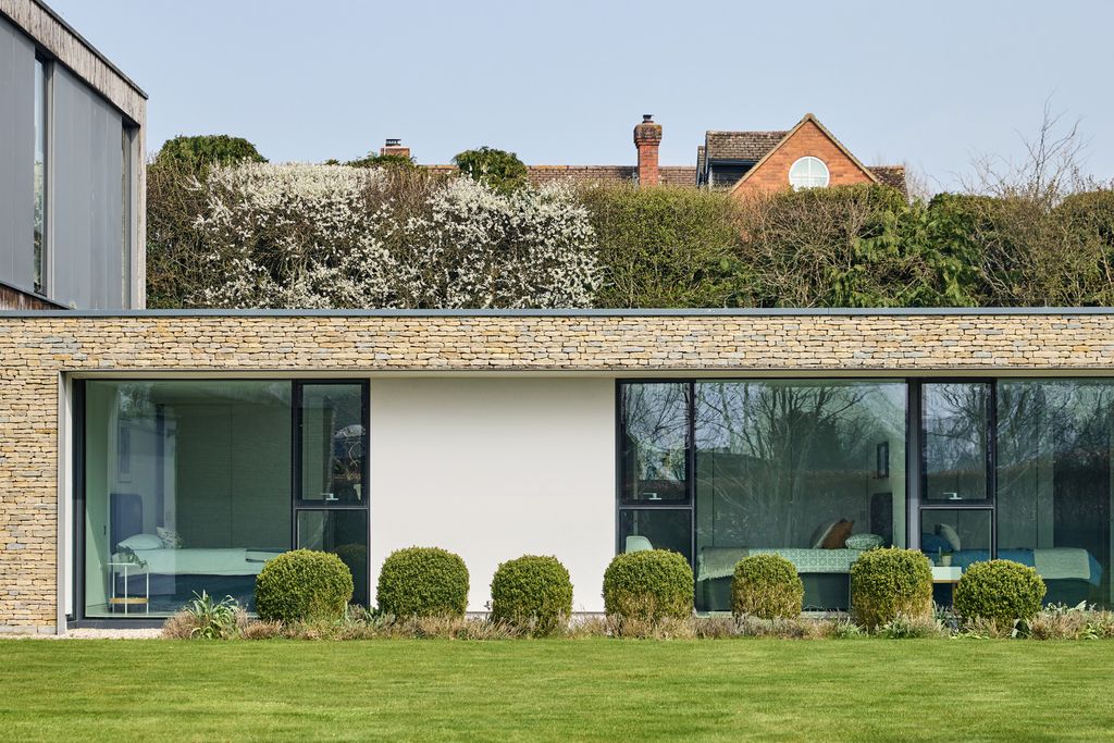 Property photo 3 of 36 334300 - Dang3698.Jpg