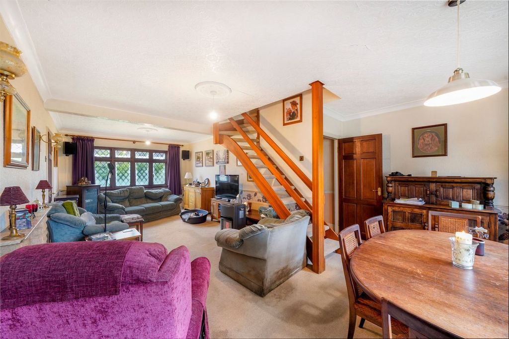 Property photo 2 of 22