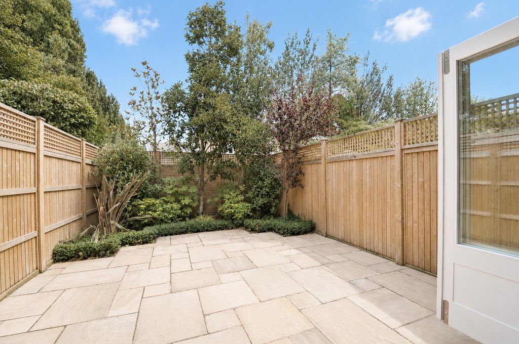 Property photo 3 of 9 Picture No. 17