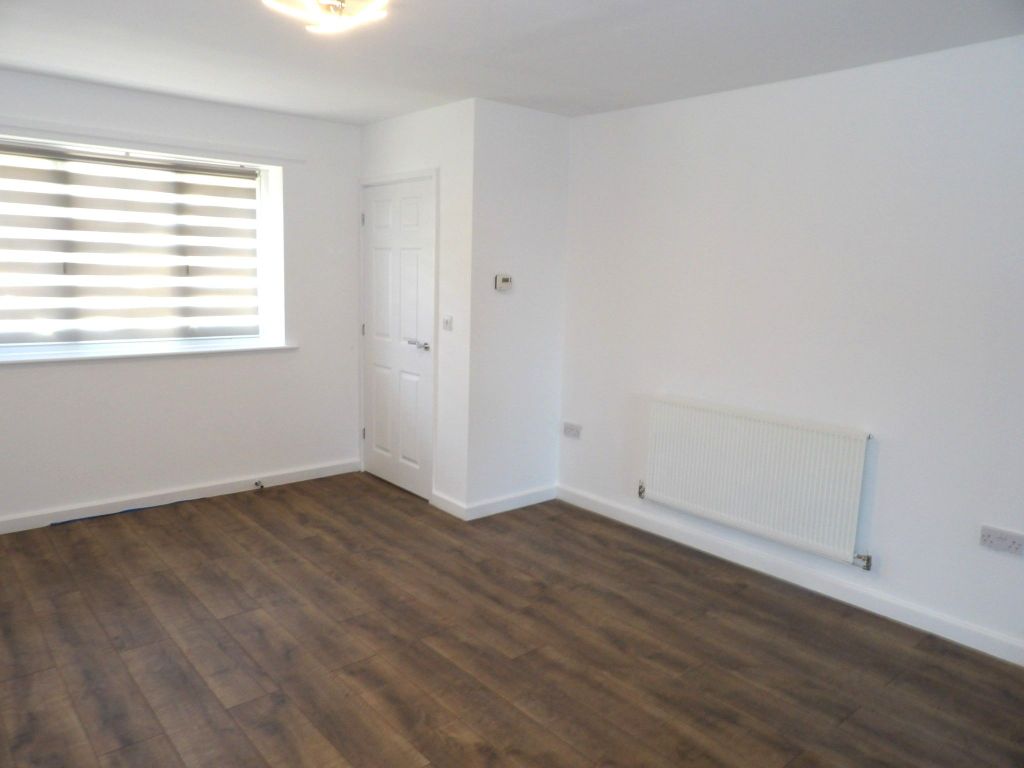 Property photo 3 of 15 Photograph 3