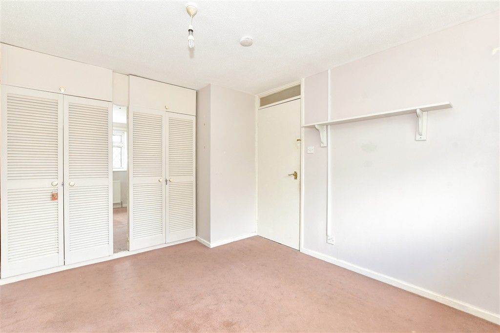 Property photo 3 of 11 Bedroom 1