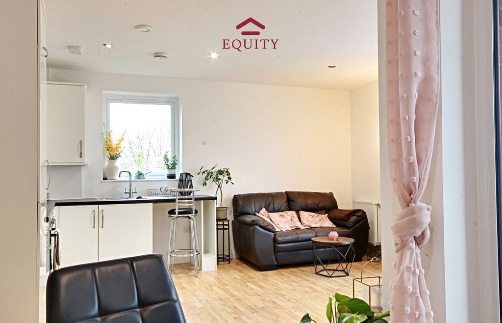 Property photo 3 of 15 Picture No. 05