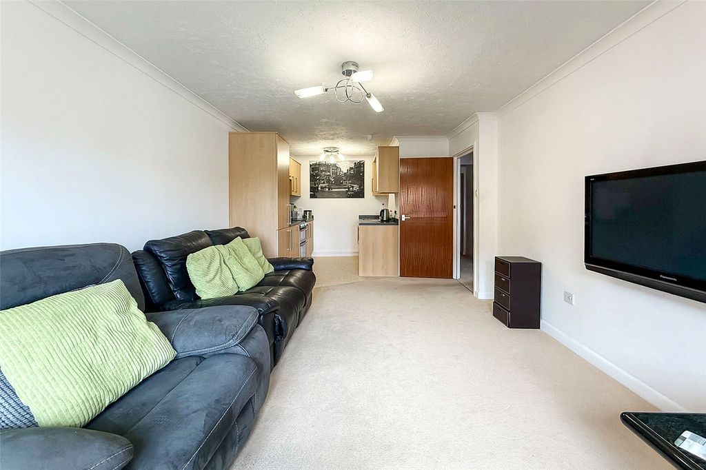 Property photo 2 of 9 Picture No. 08