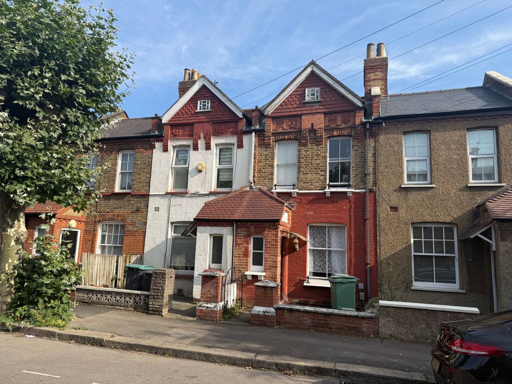 Property photo 1 of 1