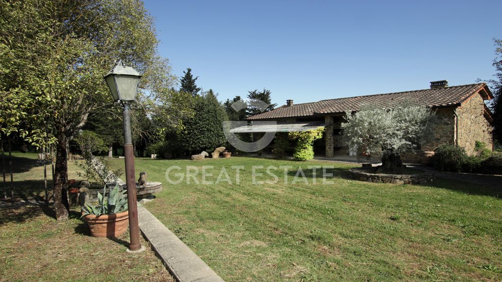 Property photo 3 of 25