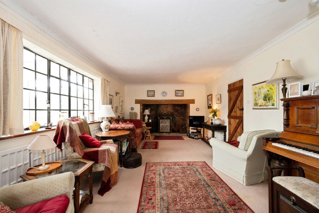 Property photo 2 of 15 Pbox-Img.Jpg