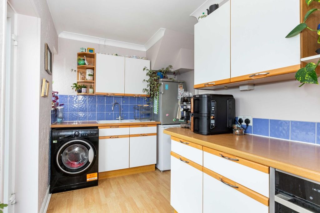 Property photo 3 of 17 Orient-07.Jpg