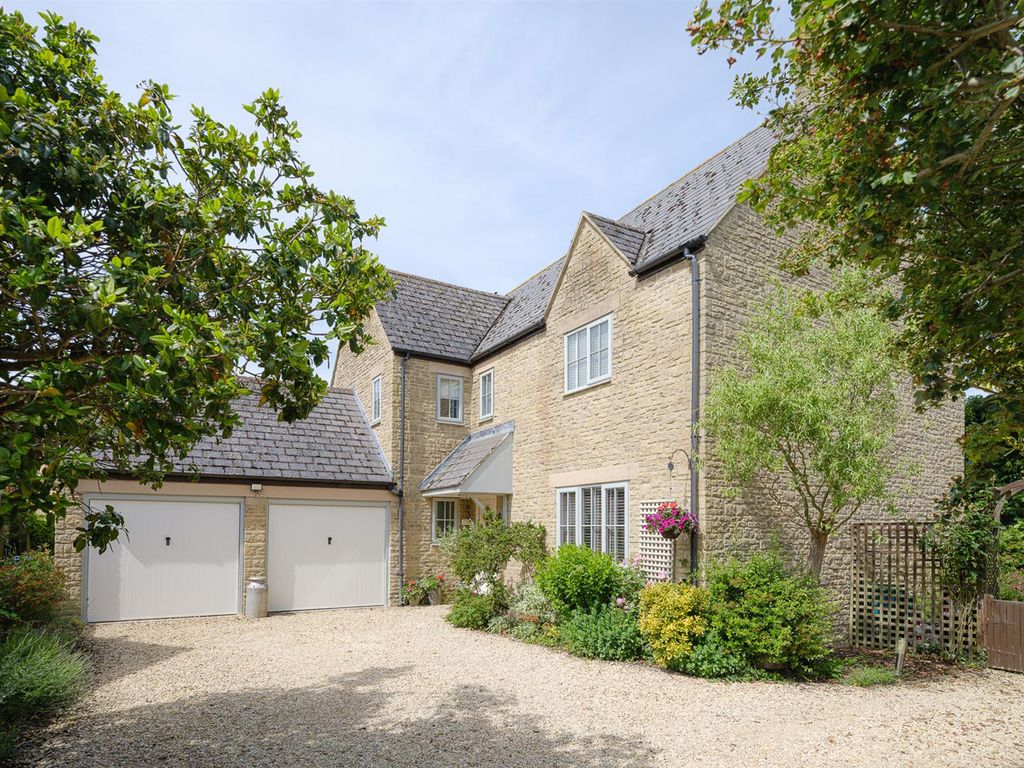 Property photo 1 of 30 6 Beeches Lane-12.Jpg