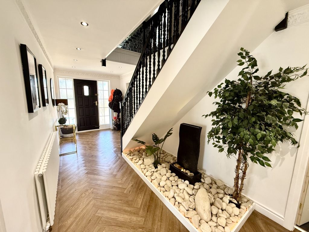 Property photo 2 of 27 Img_2544