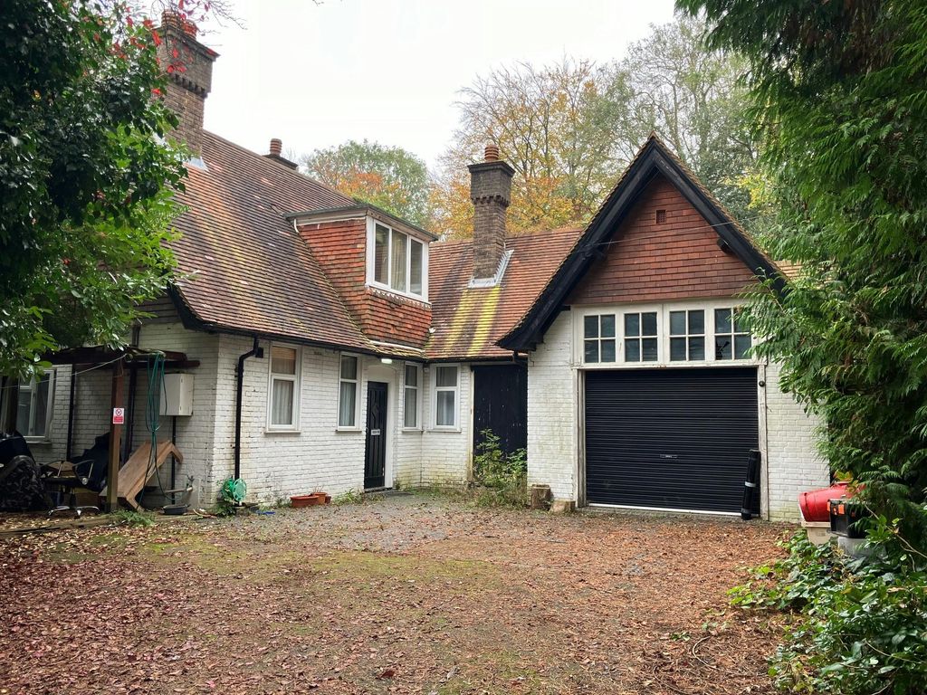 Property photo 3 of 14 2.Jpg