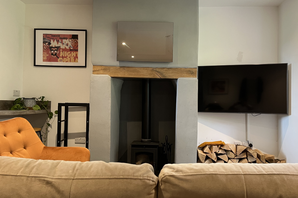 Property photo 3 of 15 Group 1820